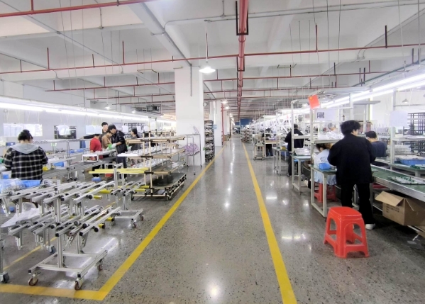 Manufacturing center